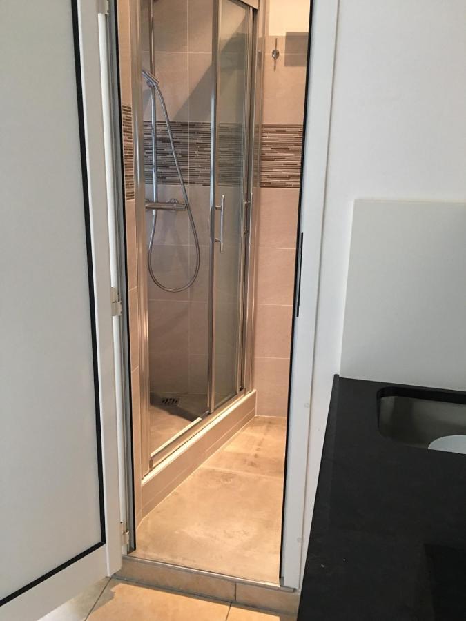 Studette Residence Du Louvre Ментона Екстериор снимка
